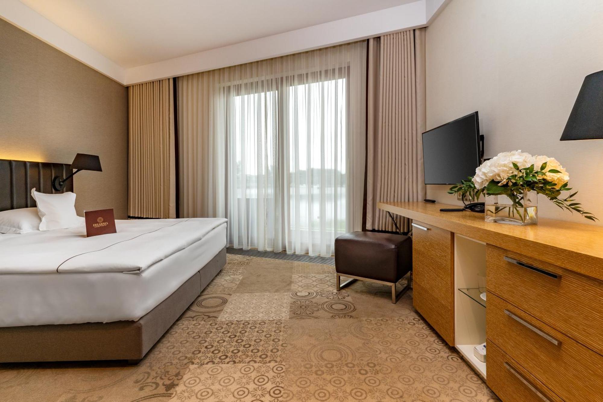 Tiffi Boutique Hotel Olsztyn  Exteriör bild